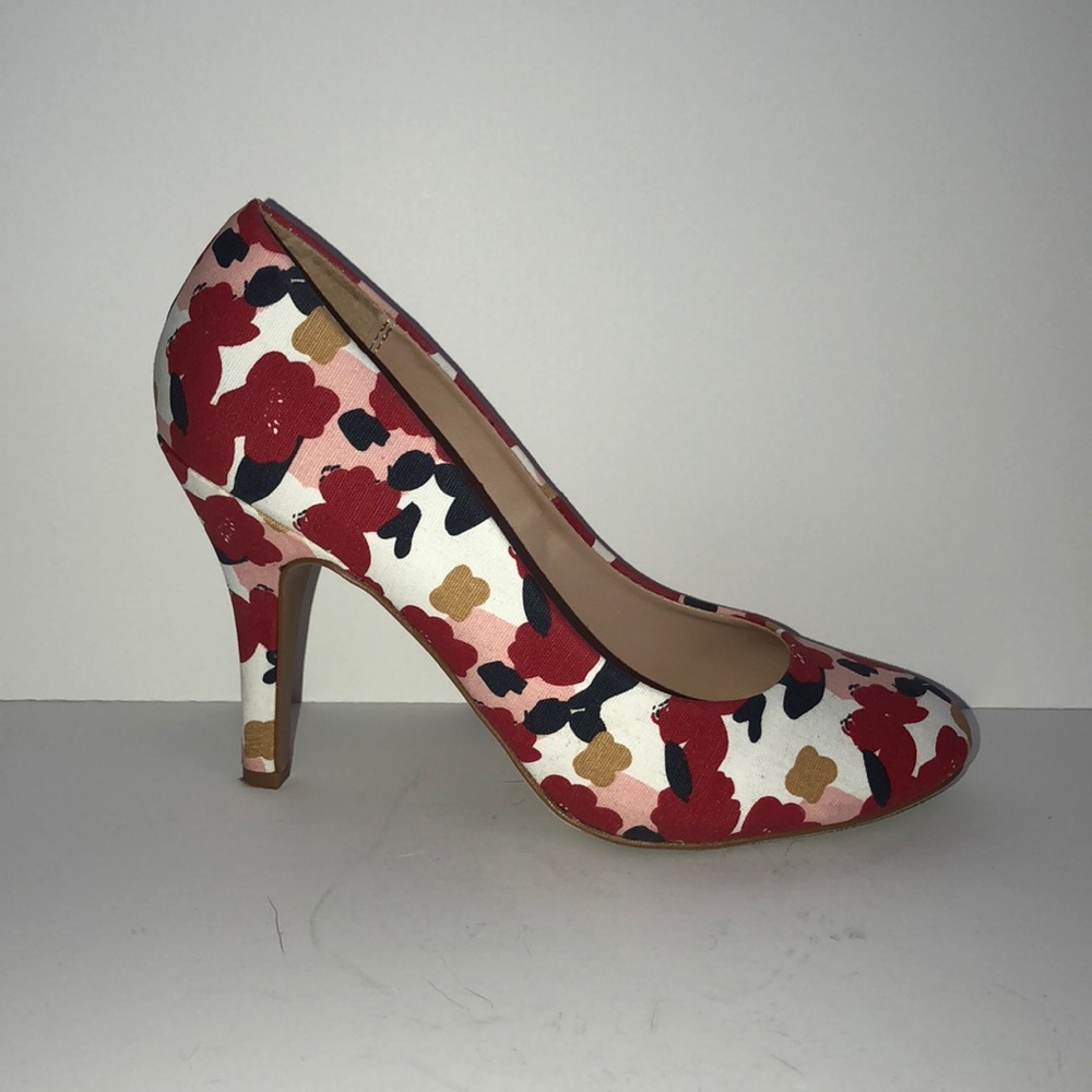 Flowered Heel